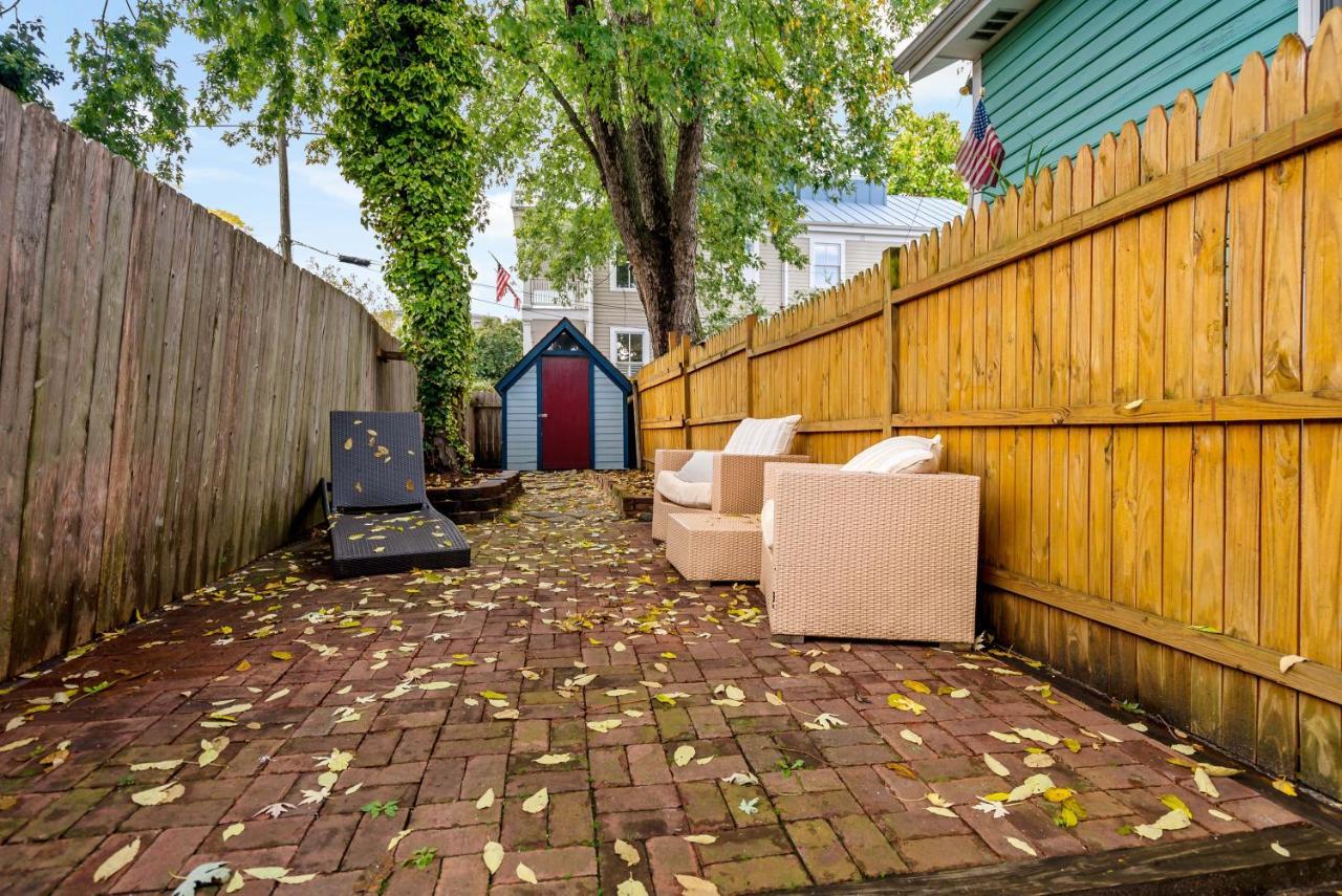 Boutique Blue 2 Bedroom Old Town House *